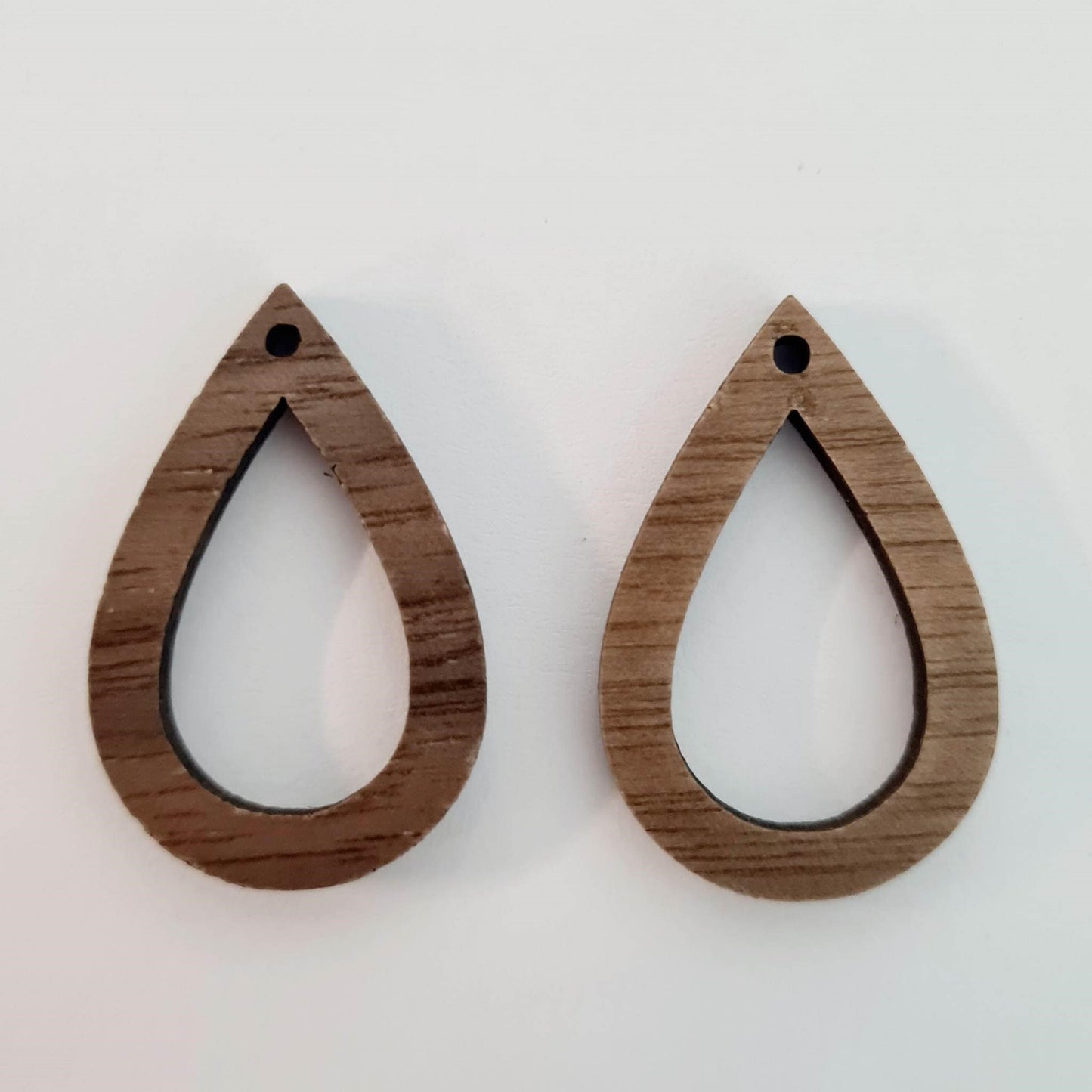 28mm WALNUT Veneer MACRAME teardrops