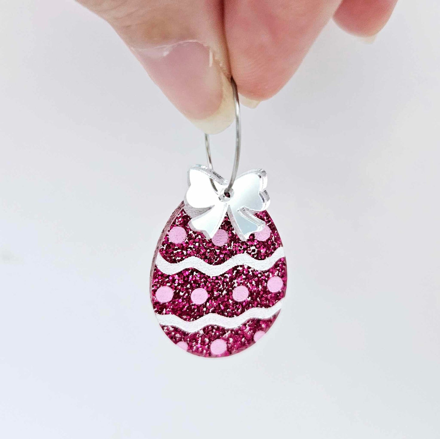 30mm hot pink glitter acrylic Easter egg dangle blanks with engraved pattern and paint fill