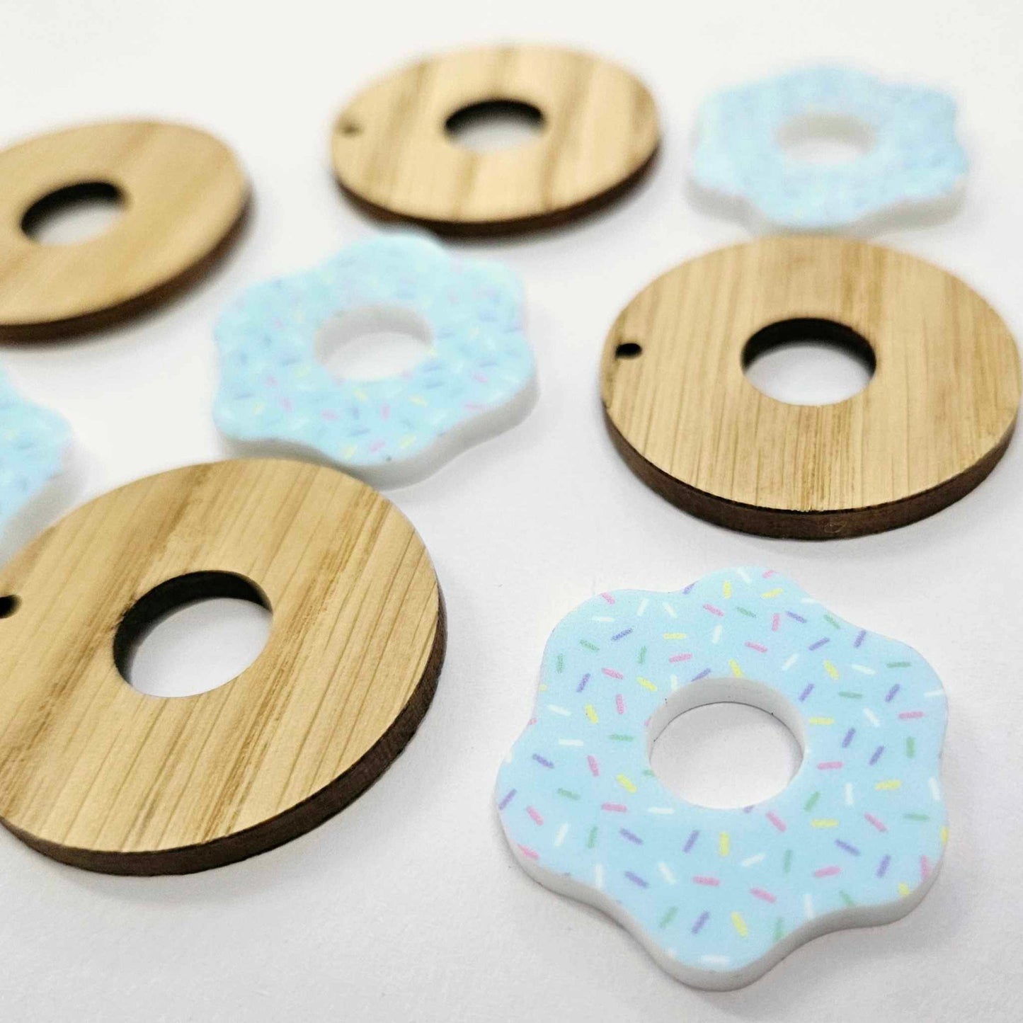 35mm OAK & BLUE SPRINKLE Acrylic DONUTS