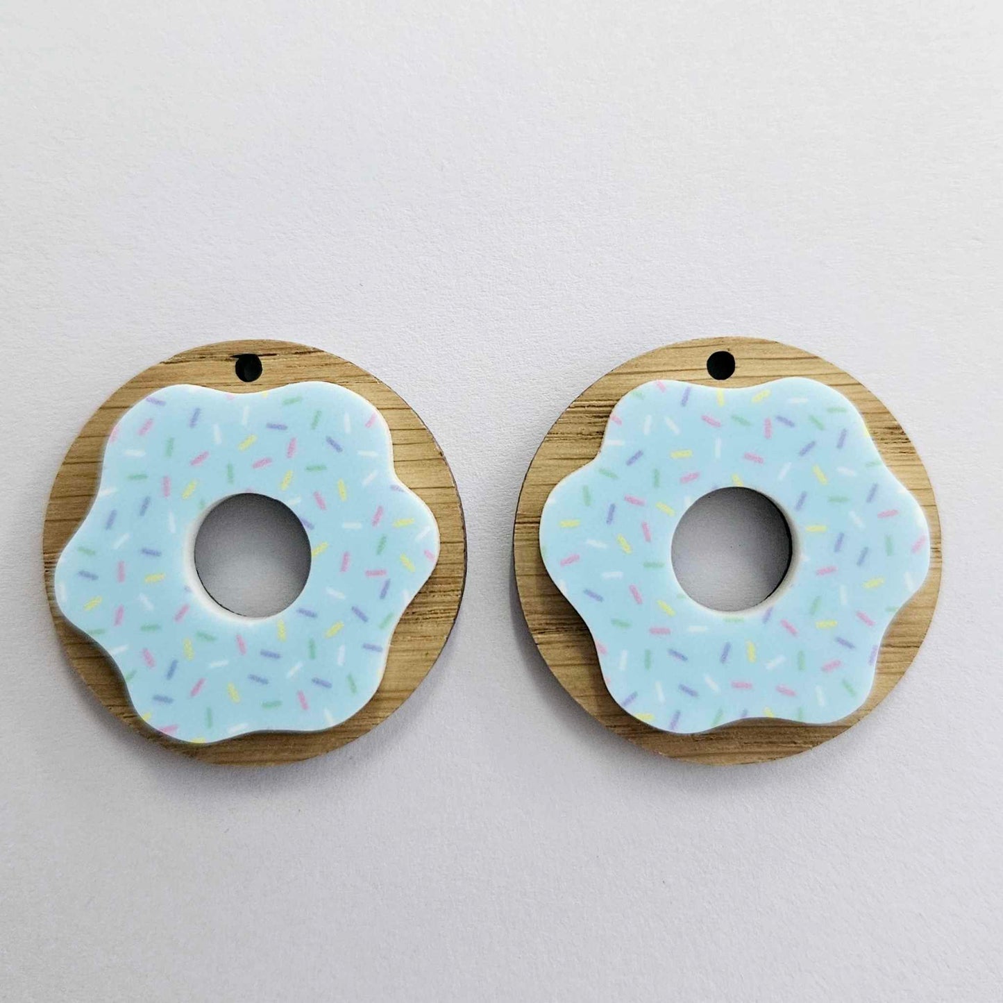 35mm OAK & BLUE SPRINKLE Acrylic DONUTS