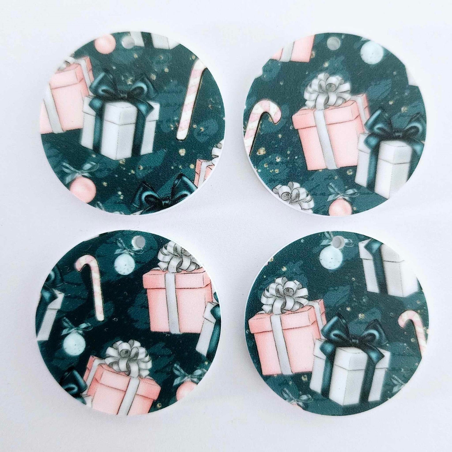 33mm CHRISTMAS PRESENT Acrylic DANGLES