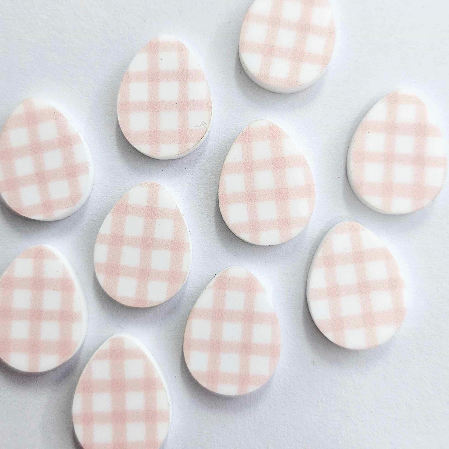 16mm PINK GINGHAM Acrylic EGGS