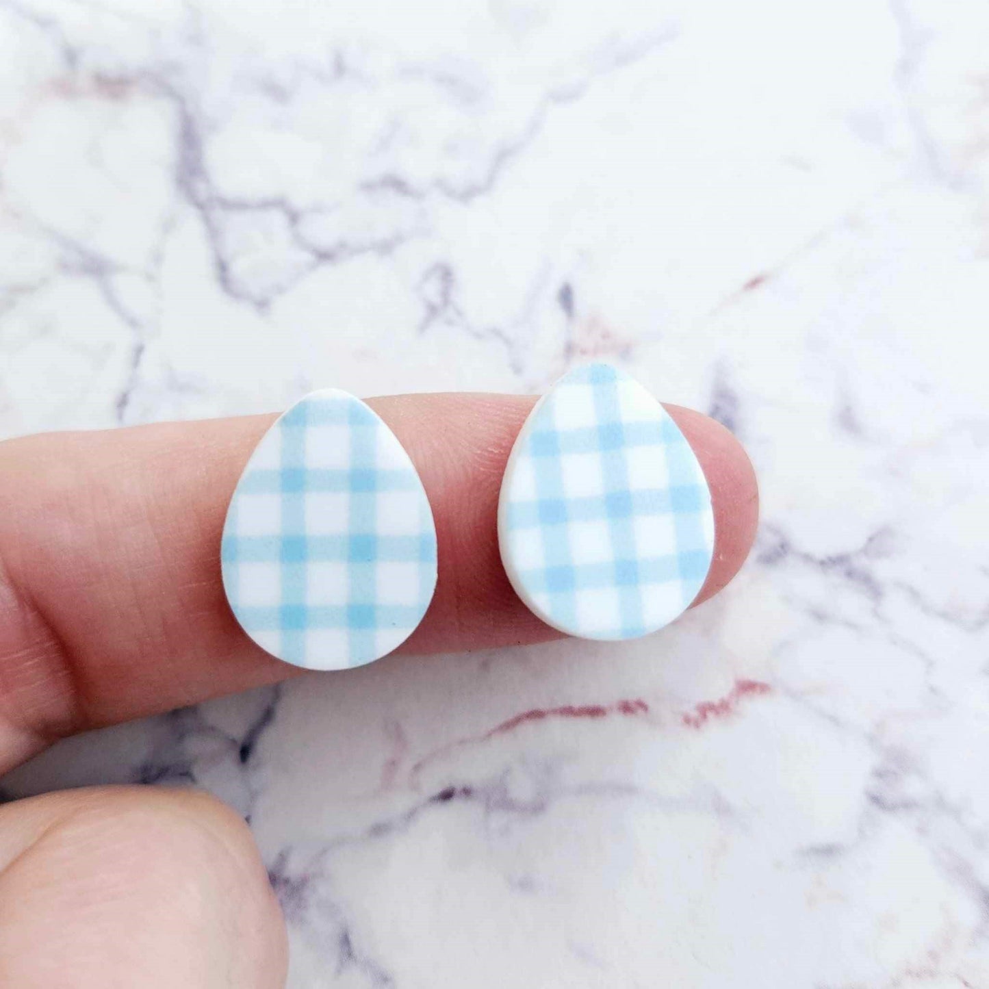 16mm BLUE GINGHAM Acrylic EGGS