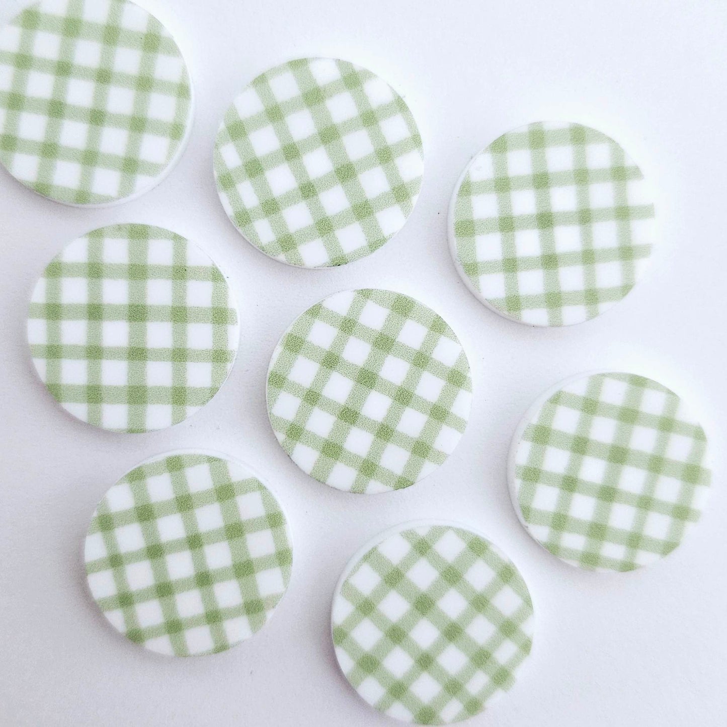 20mm GREEN GINGHAM Acrylic CIRCLES