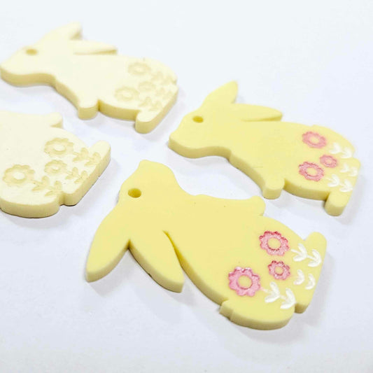 35mm PASTEL YELLOW Acrylic BUNNIES, with FLOWER etching