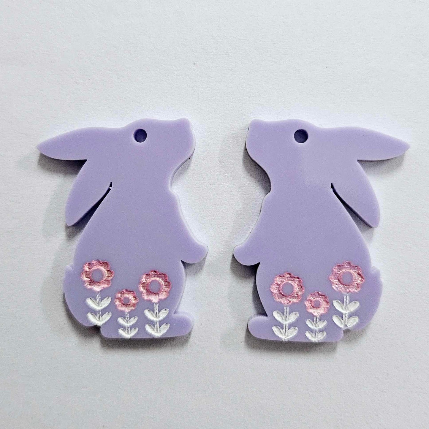 35mm PASTEL PURPLE Acrylic BUNNIES, with FLOWER etching