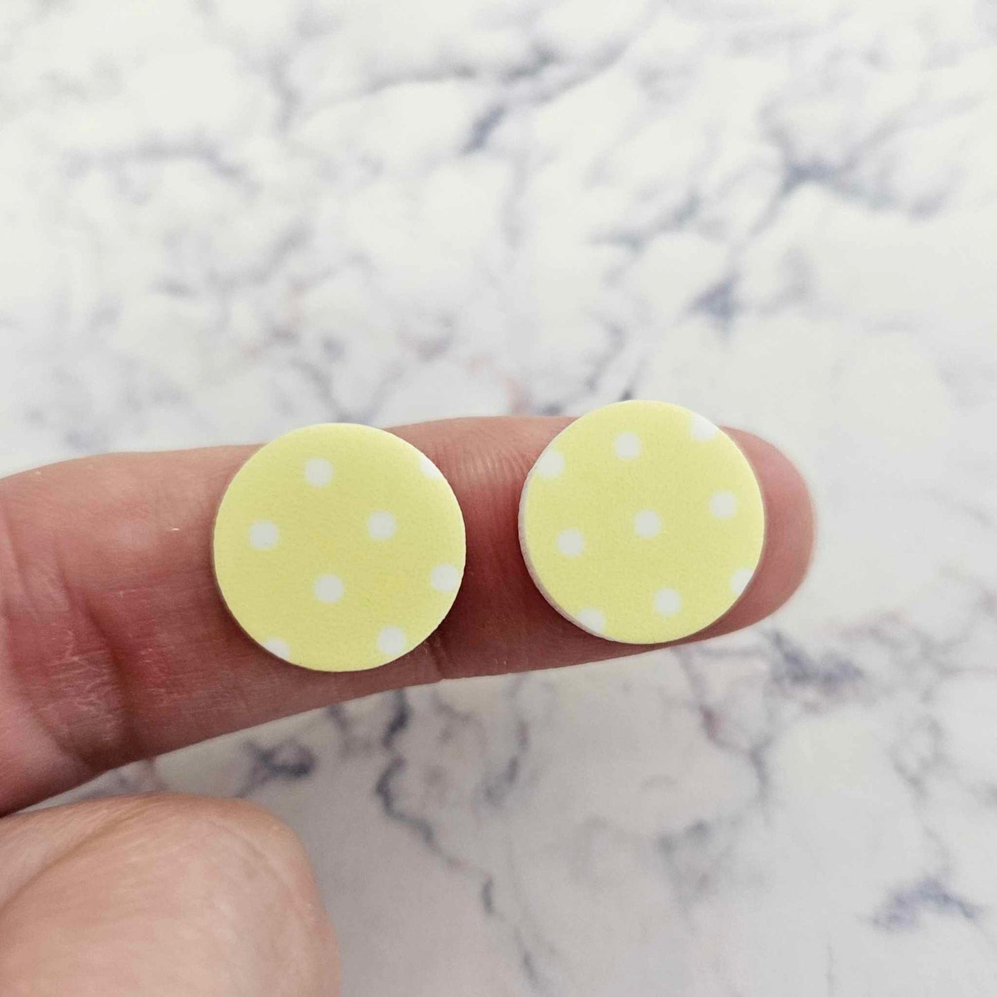 14mm YELLOW POLKA DOT Acrylic Toppers/Studs