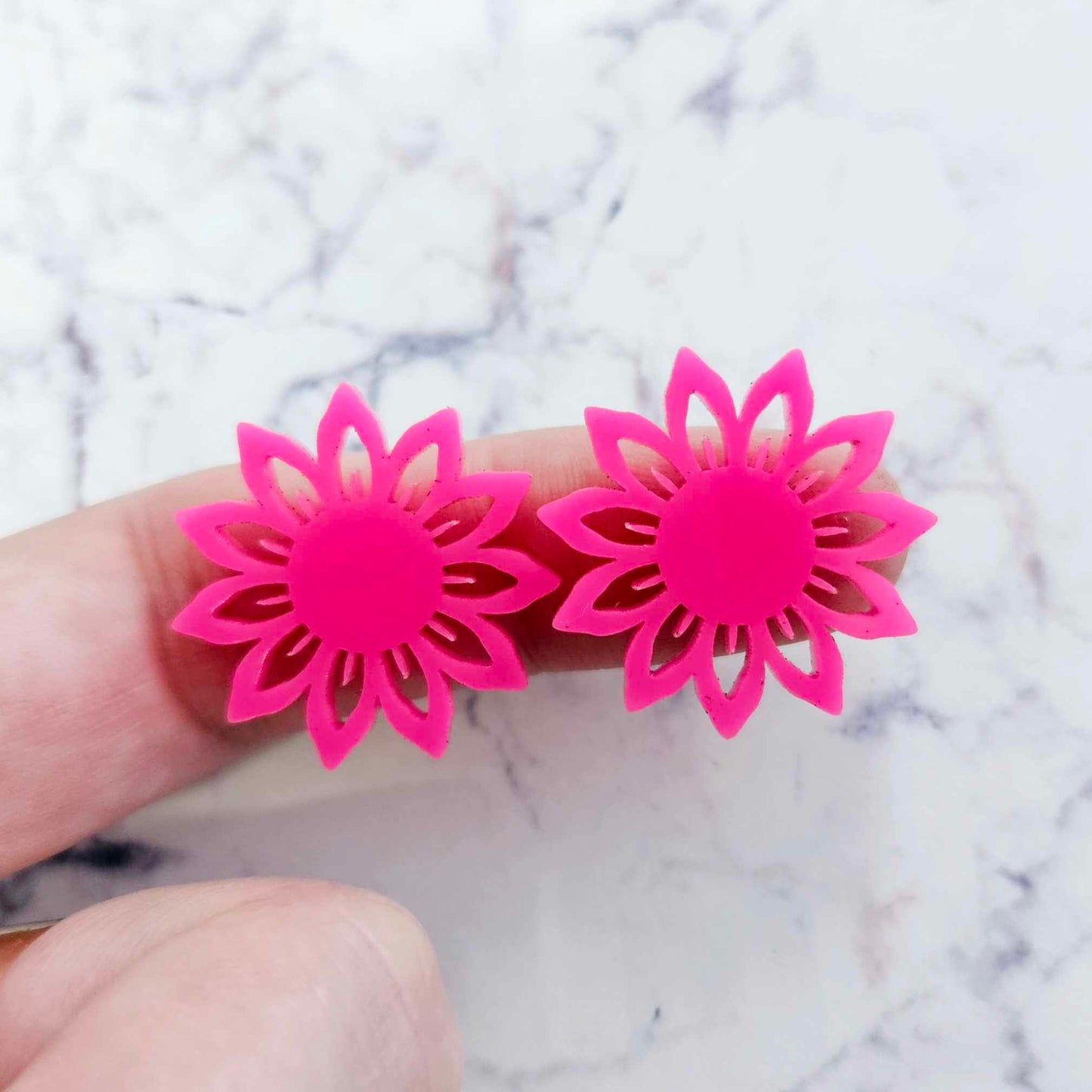 24mm HOT PINK Acrylic SUNFLOWERS