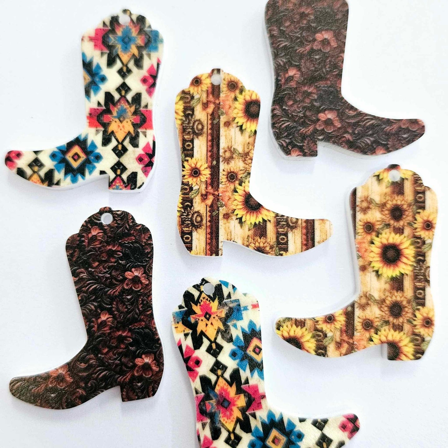 35mm COUNTRY Acrylic BOOTS MIXED PACK