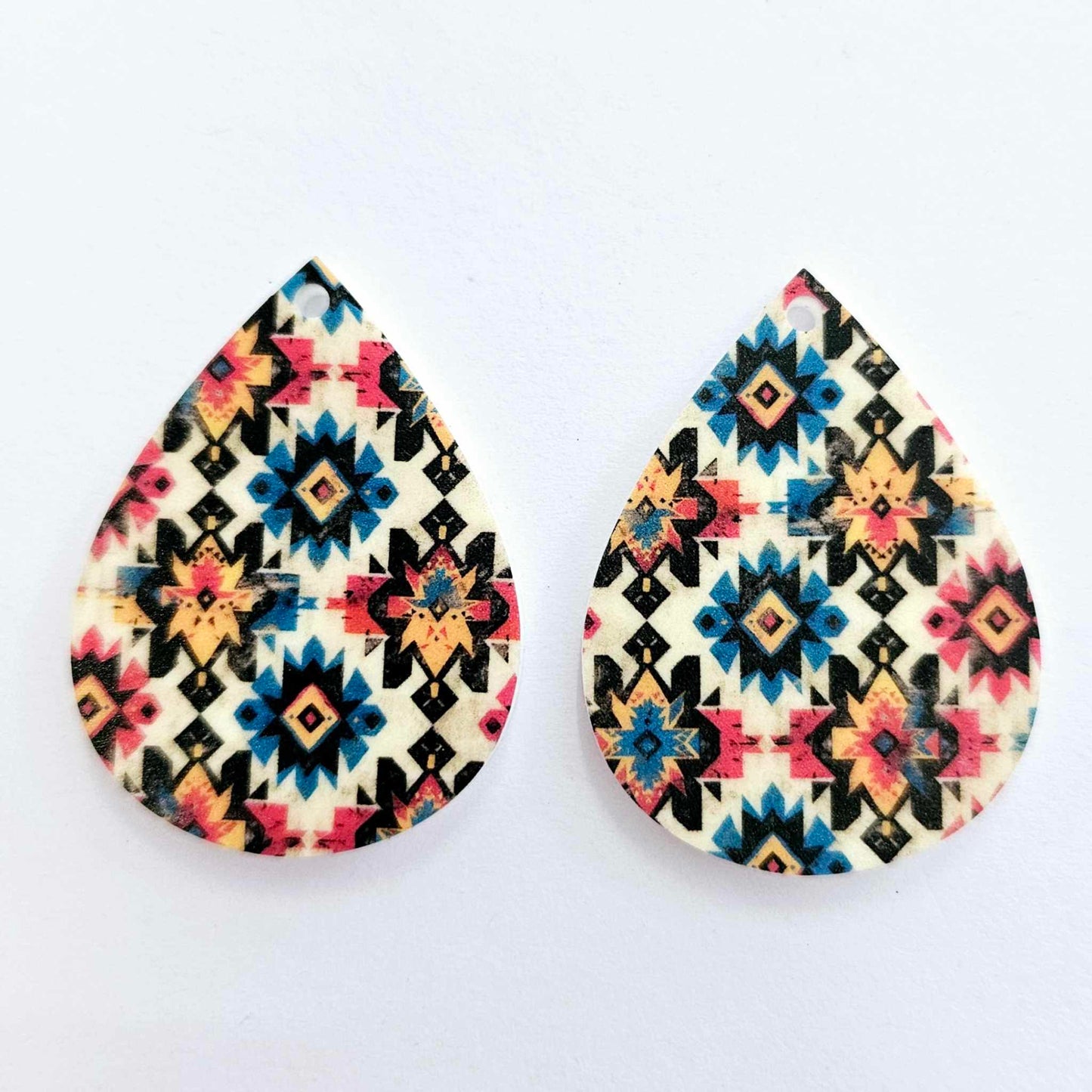 40mm AZTEC Acrylic TEARDROPS