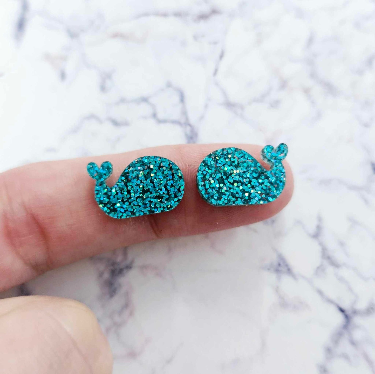 16mm TEAL GLITTER Acrylic WHALES