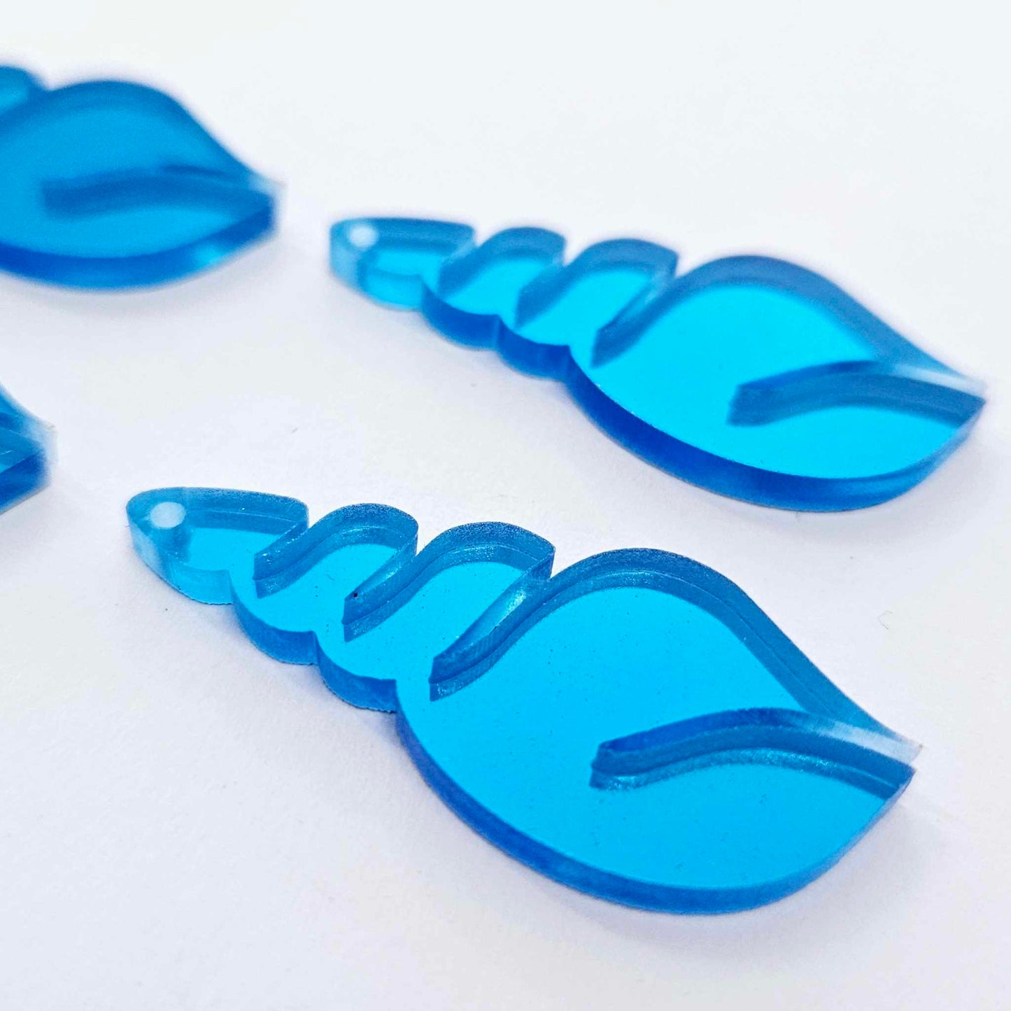 40mm BLUE MIRROR Acrylic SHELLS