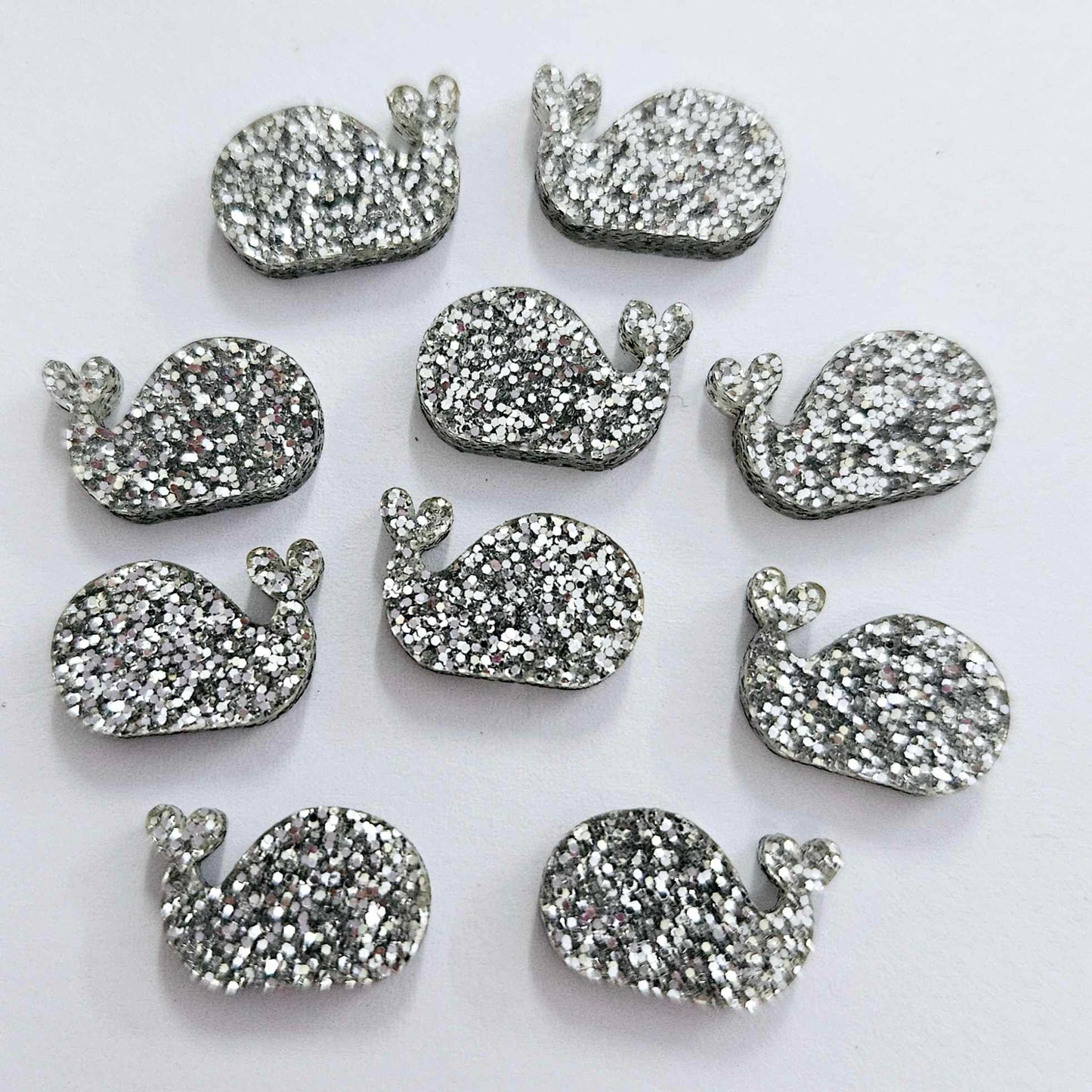 16mm SILVER GLITTER Acrylic WHALES