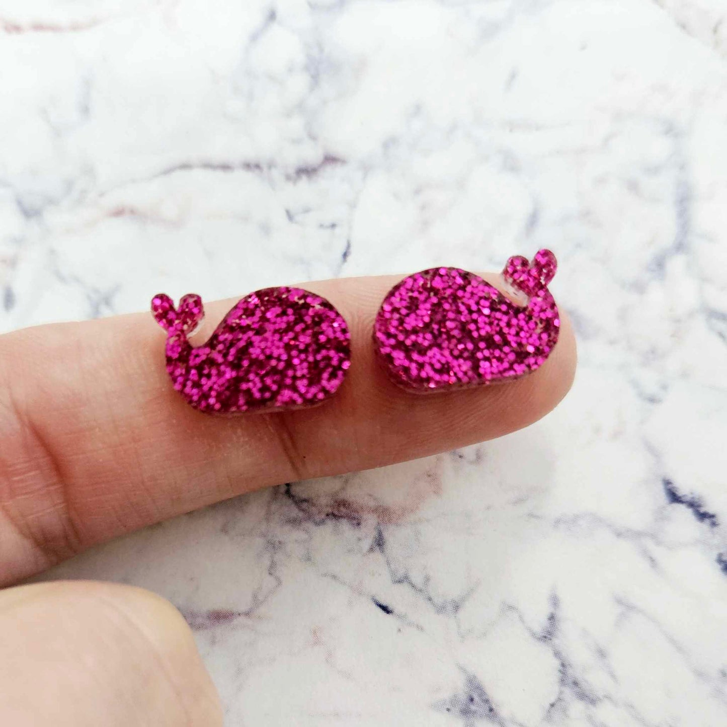 16mm HOT PINK GLITTER Acrylic WHALES