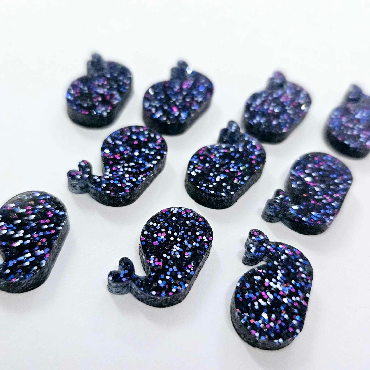 16mm HOLOGRAPHIC BLUE GLITTER Acrylic WHALES