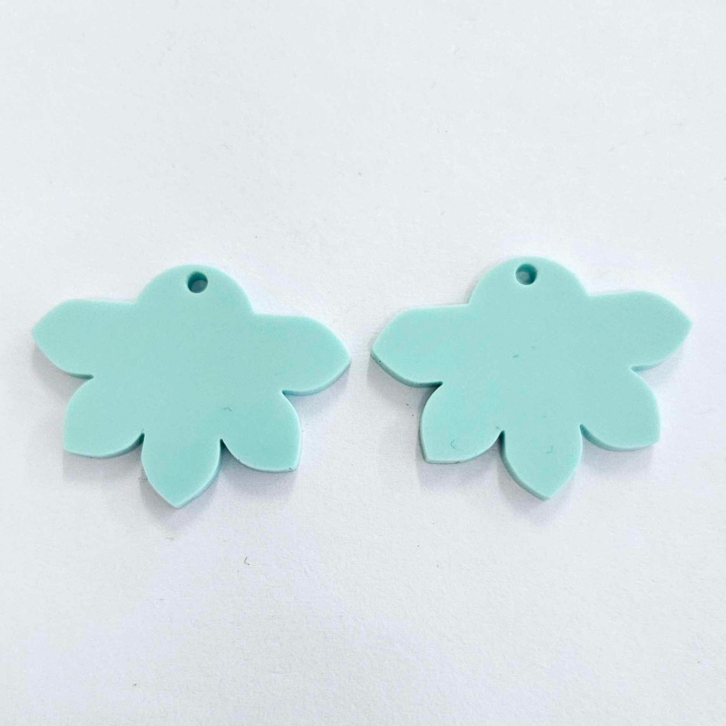 35mm PASTEL TURQUOISE (Aqua) Acrylic Half FLOWERS