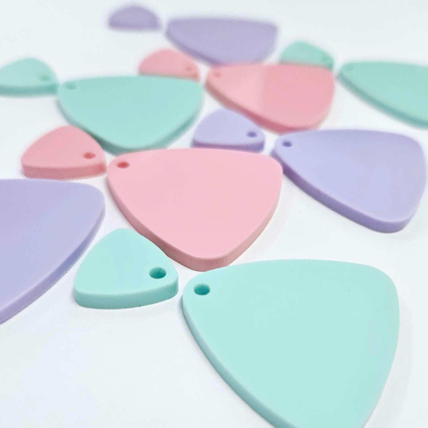 30mm PASTEL Acrylic TRIANGLE Dangles MIXED Pack