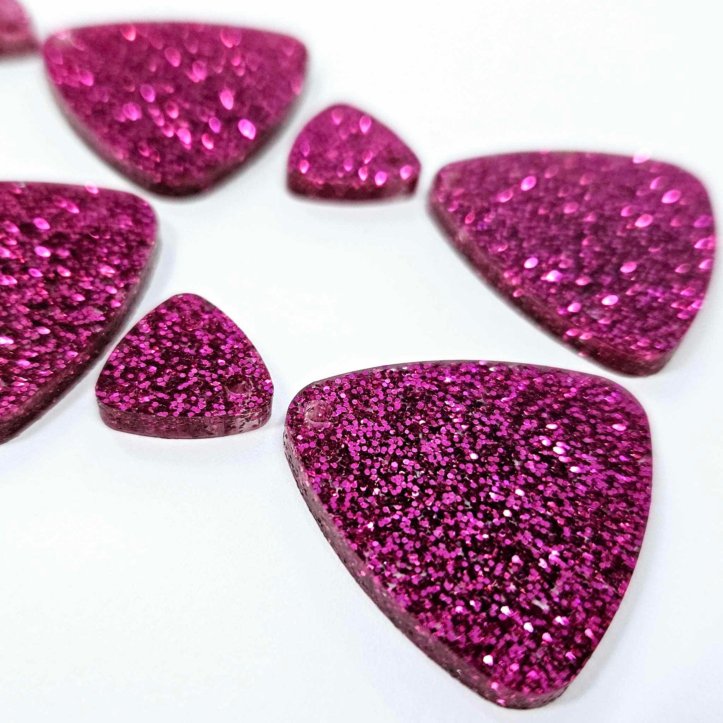 30mm HOT PINK GLITTER Acrylic TRIANGLES, with toppers