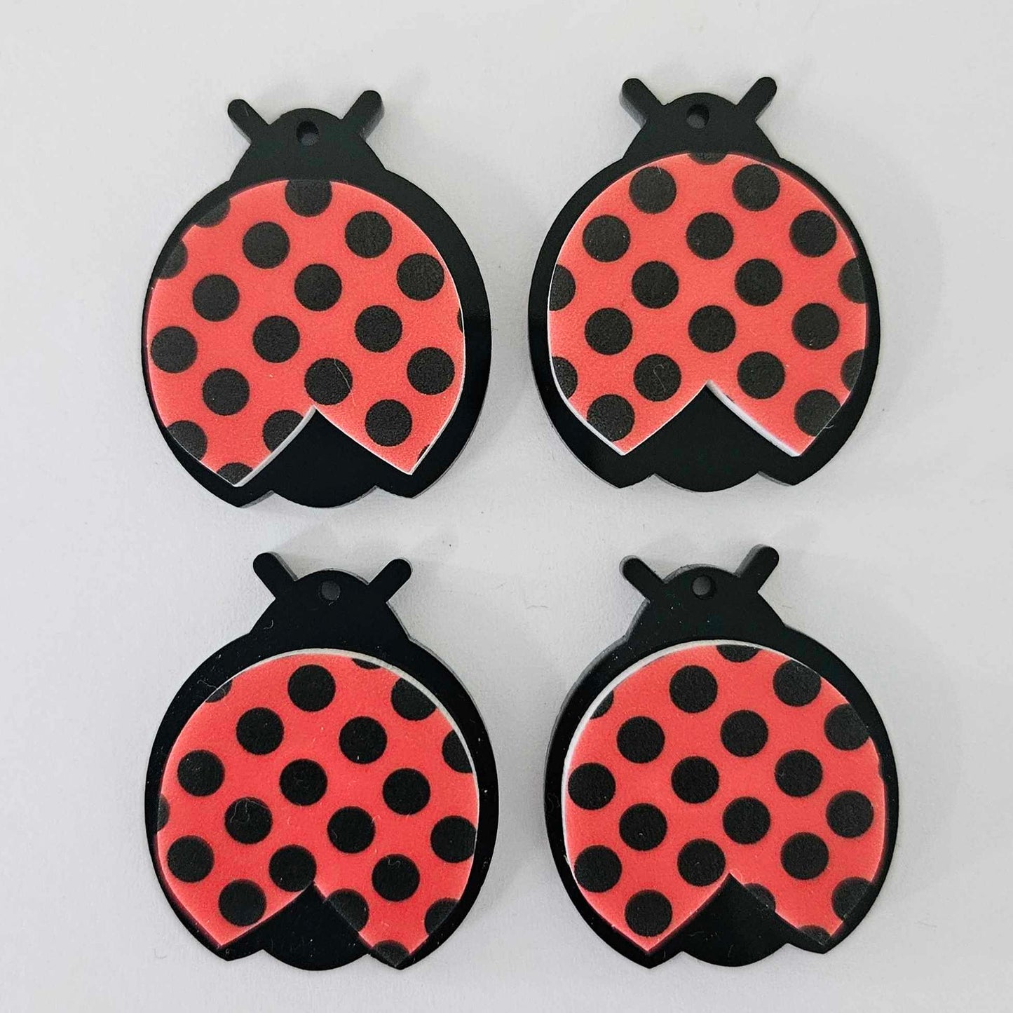 32mm BLACK & UV PRINT Acrylic LADYBUGS