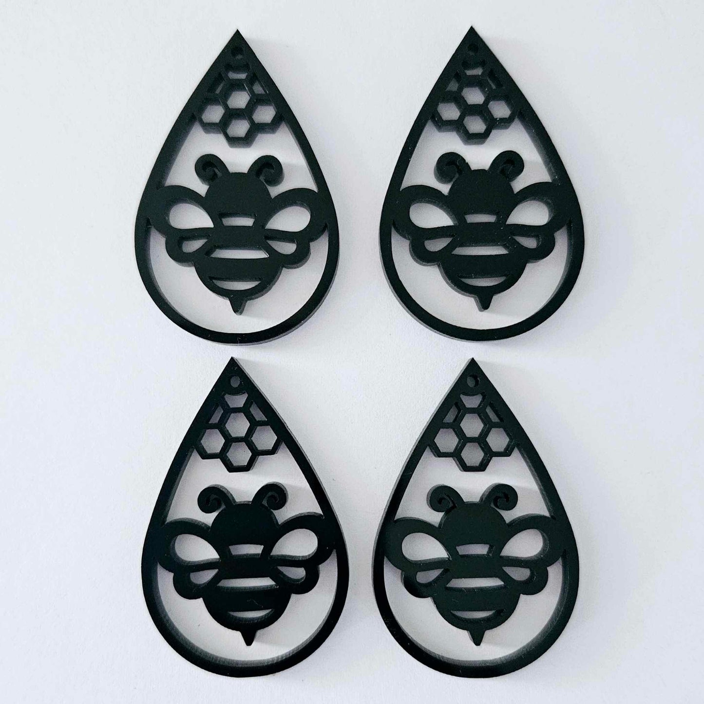 45mm GLOSSY BLACK Acrylic BEE TEARDROPS