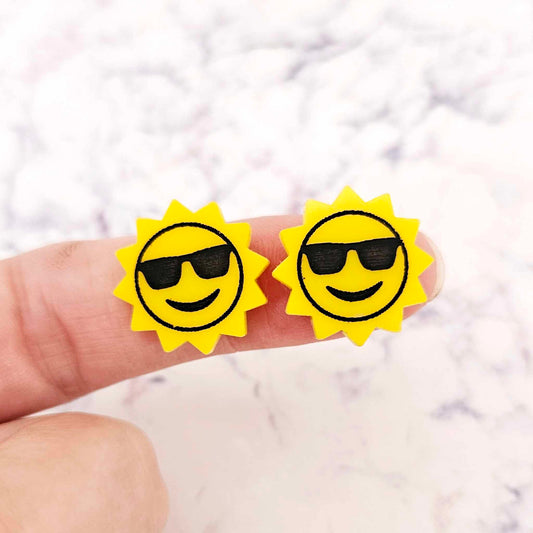 18mm yellow acrylic sun earring studs blanks cool sunglasses summer smiley face DIY earring supplies laser cut emoji summer