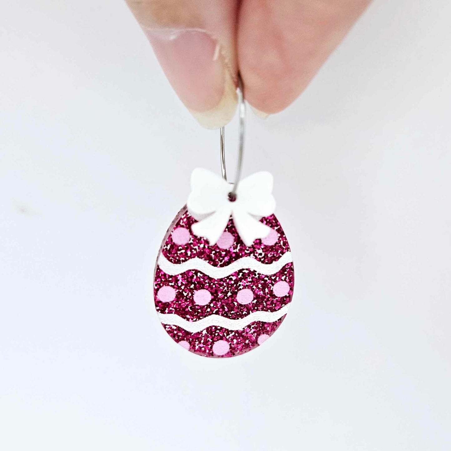 30mm hot pink glitter acrylic Easter egg dangle blanks with engraved pattern and paint fill