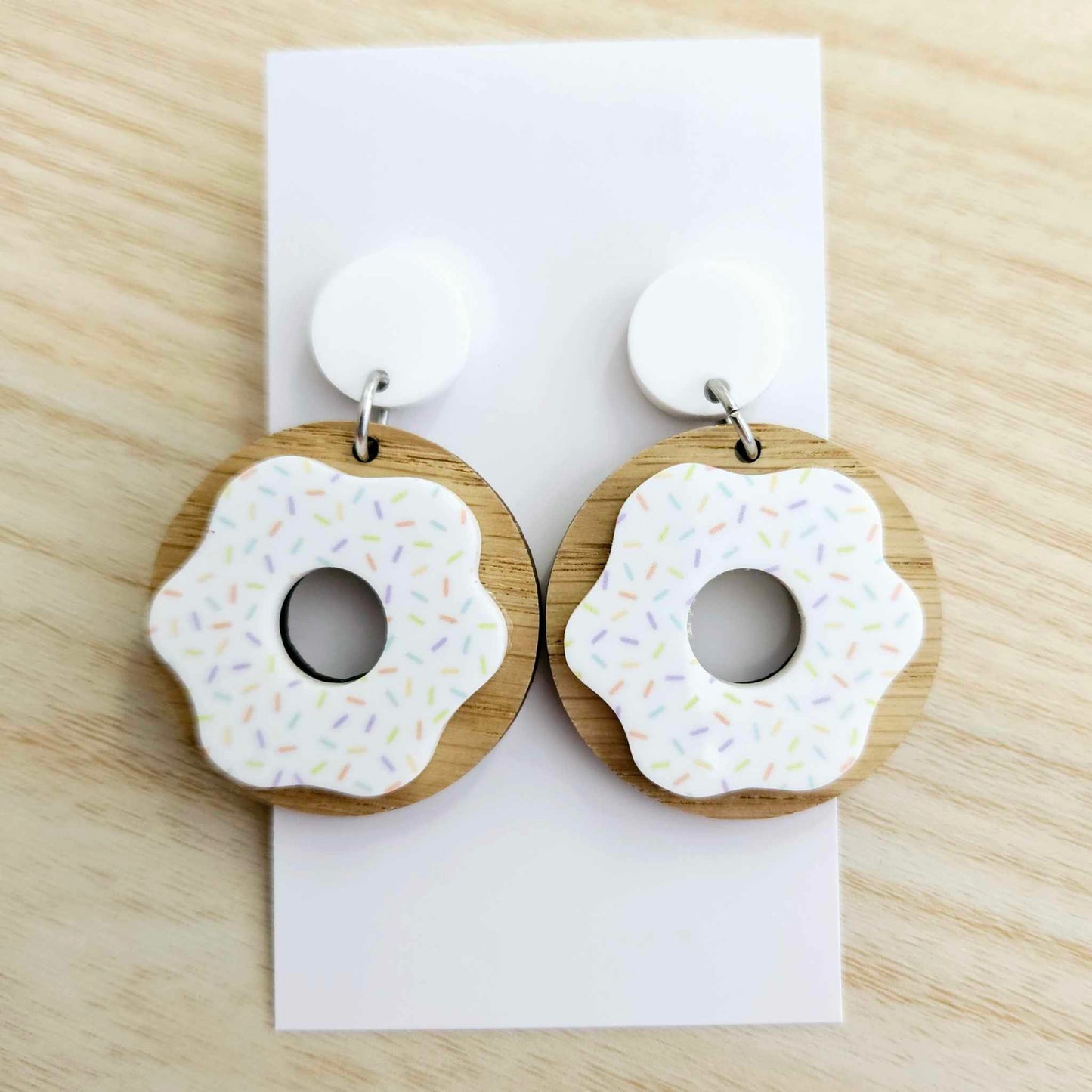 35mm OAK & WHITE SPRINKLE Acrylic DONUTS