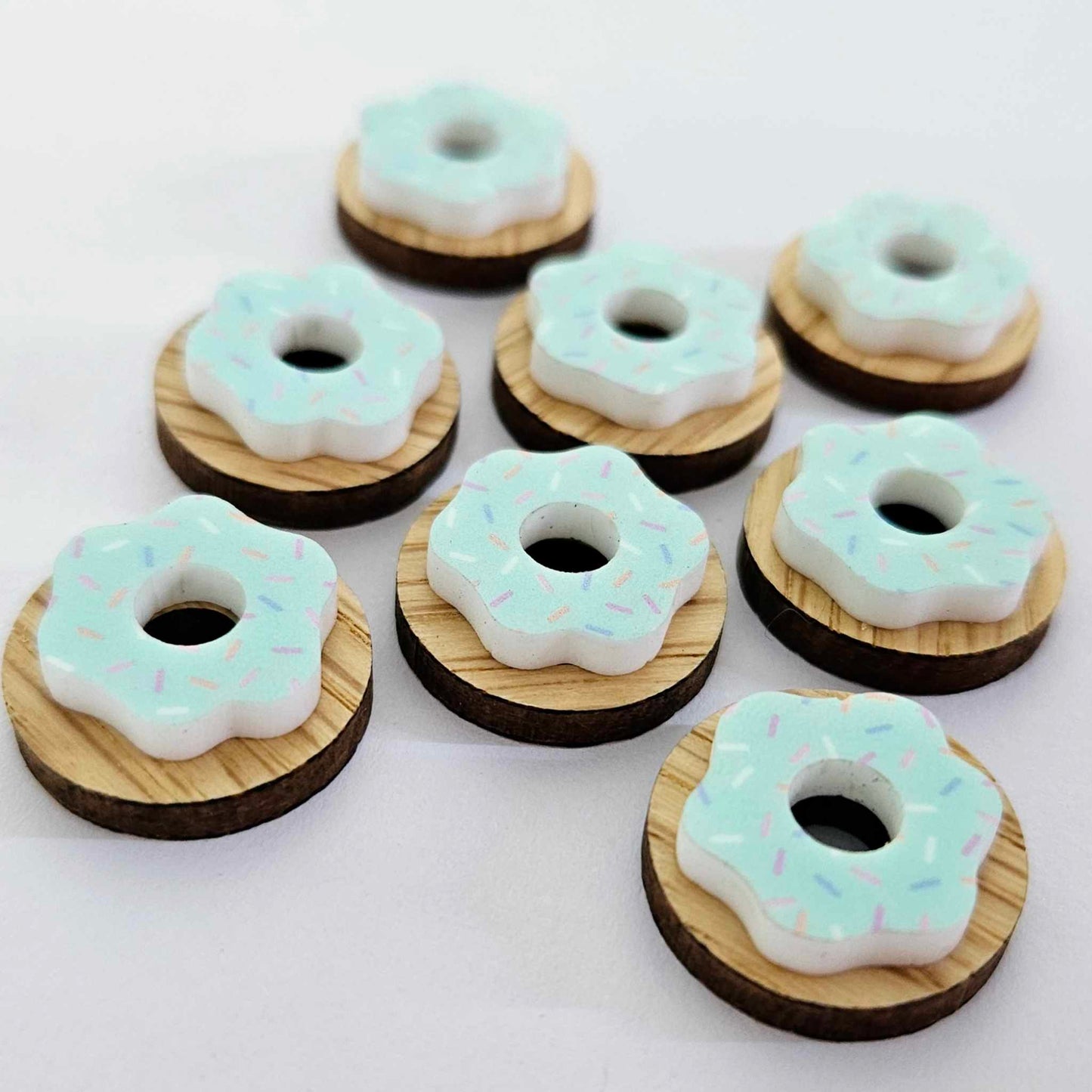 20mm OAK & AQUA SPRINKLE Acrylic DONUTS