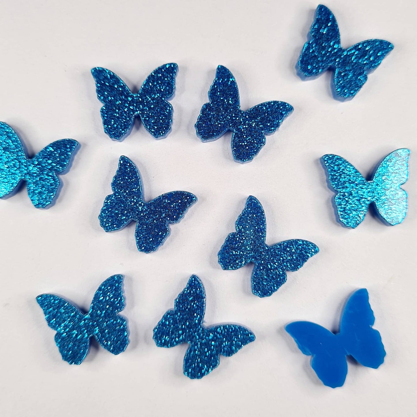 15mm SKY BLUE GLITTER Acrylic BUTTERFLIES