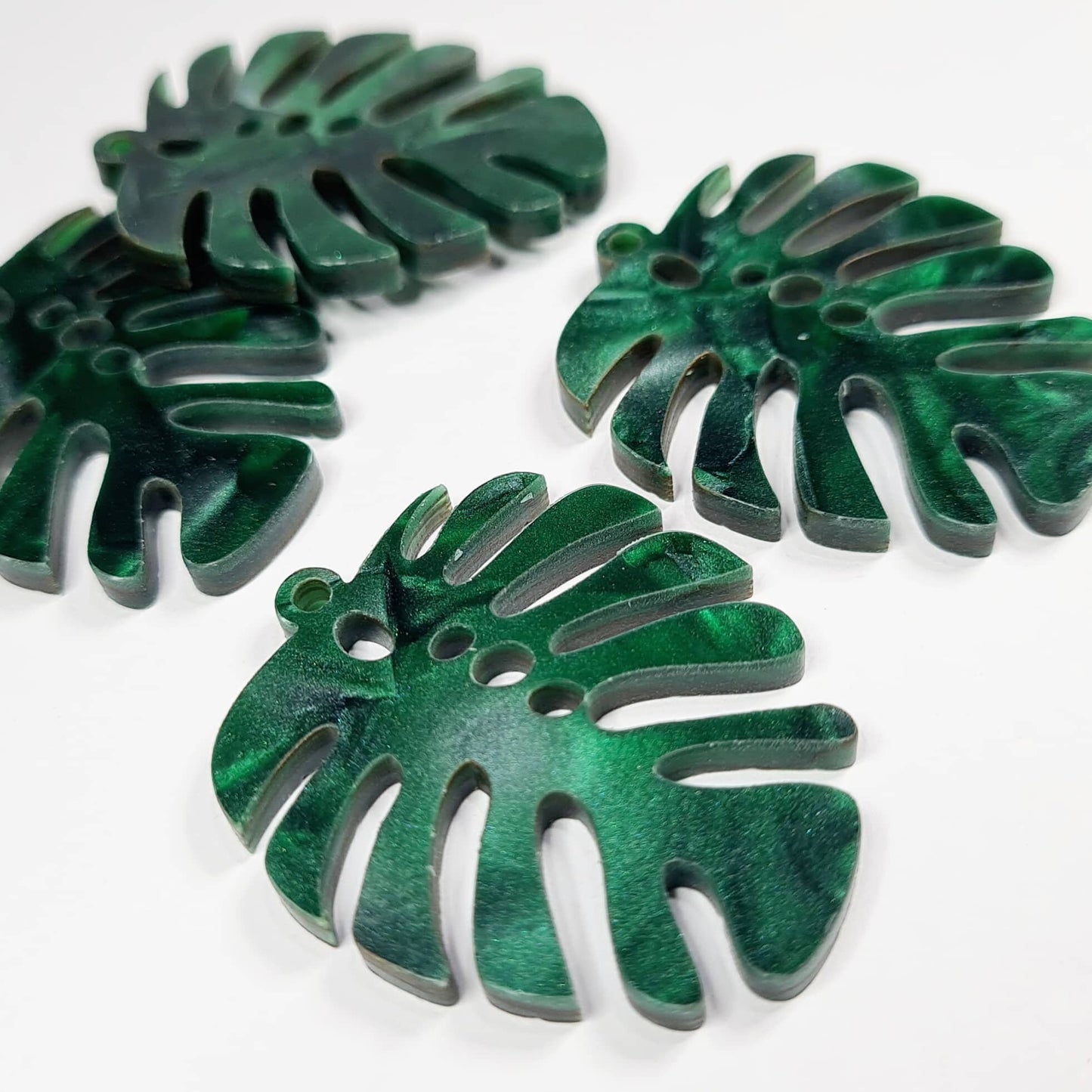 40mm GREEN MINERAL Acrylic MONSTERA Leaves