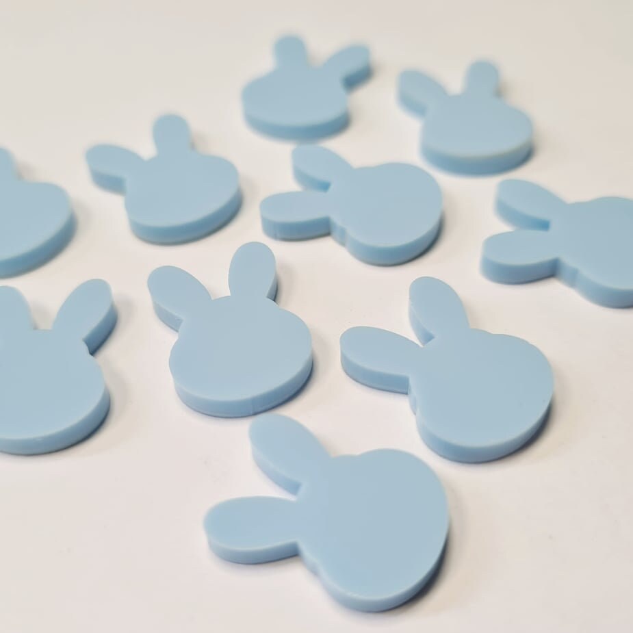 18mm PASTEL BLUE Acrylic BUNNIES