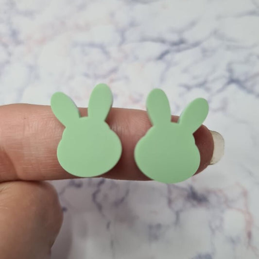 18mm PASTEL MINT Acrylic BUNNIES