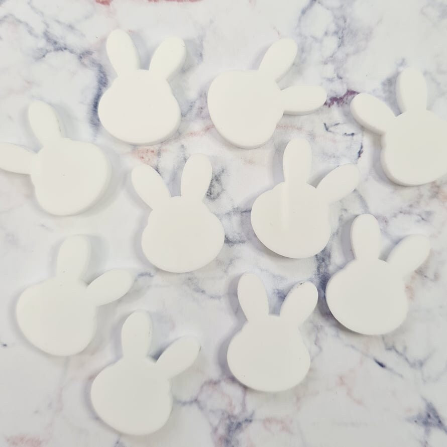 18mm WHITE Acrylic BUNNIES.