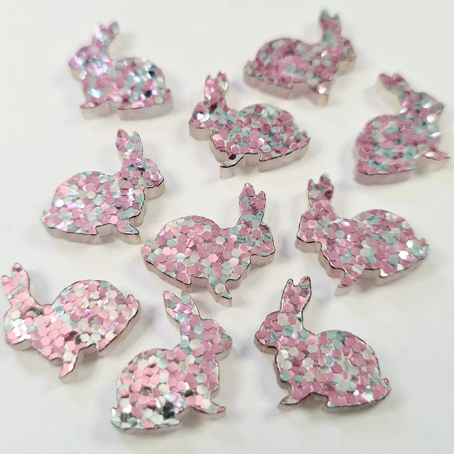 15mm ROSA GLITTER Acrylic BUNNIES