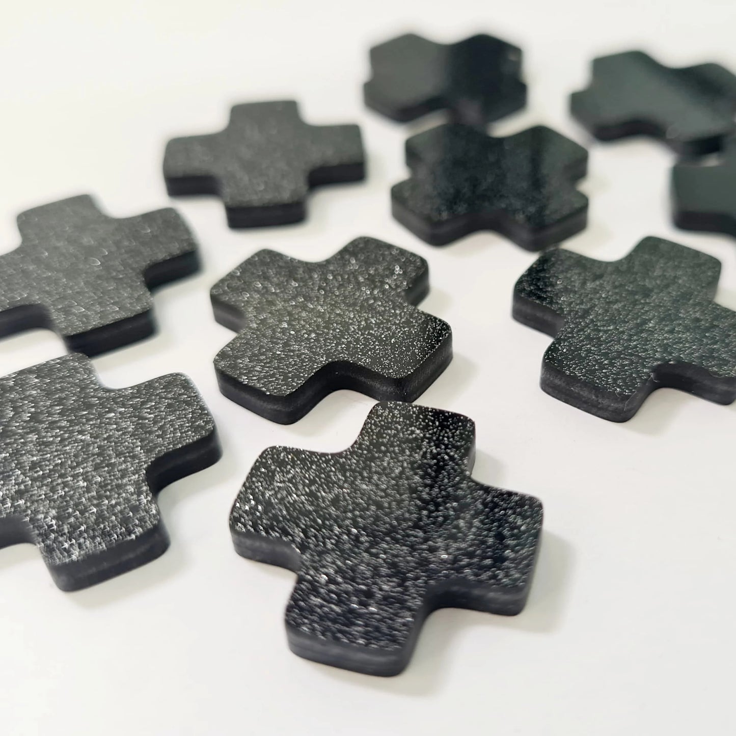 20mm BLACK GLITTER Acrylic CROSSES