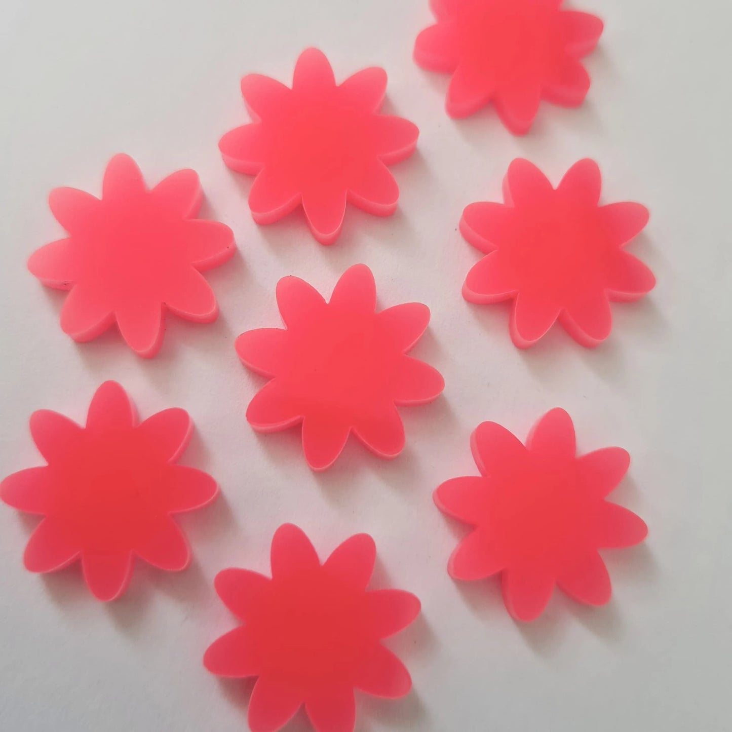 16mm NEON PINK Acrylic FLOWERS