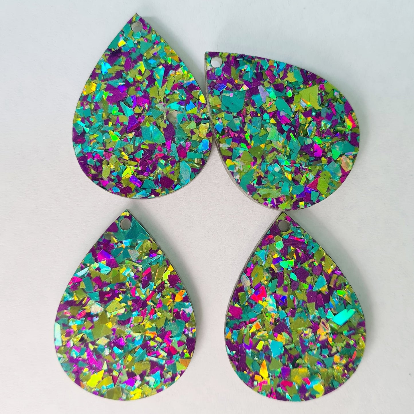 40mm PEACOCK Glitter Teardrops.