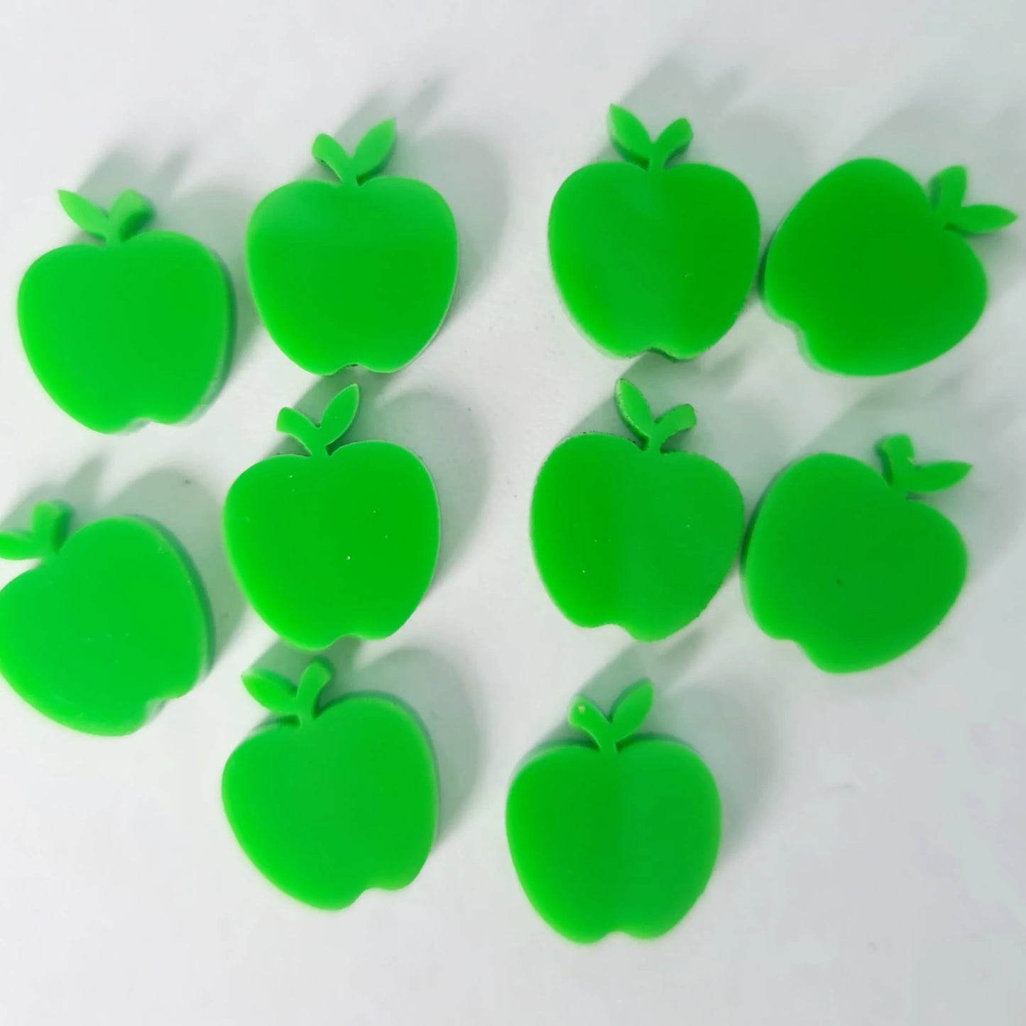 14mm LIME GREEN Acrylic APPLES