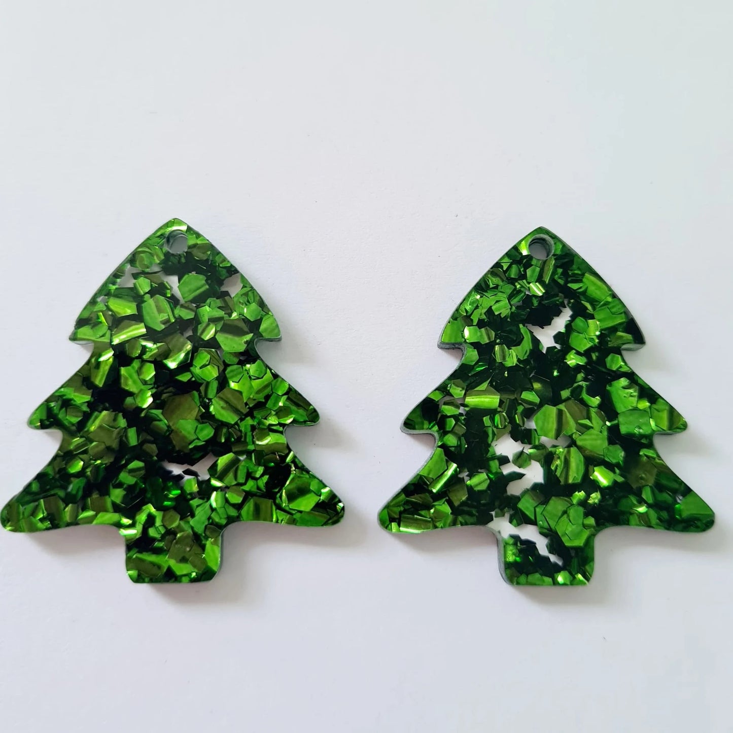 35mm CHUNKY GREEN GLITTER Acrylic CHRISTMAS TREES