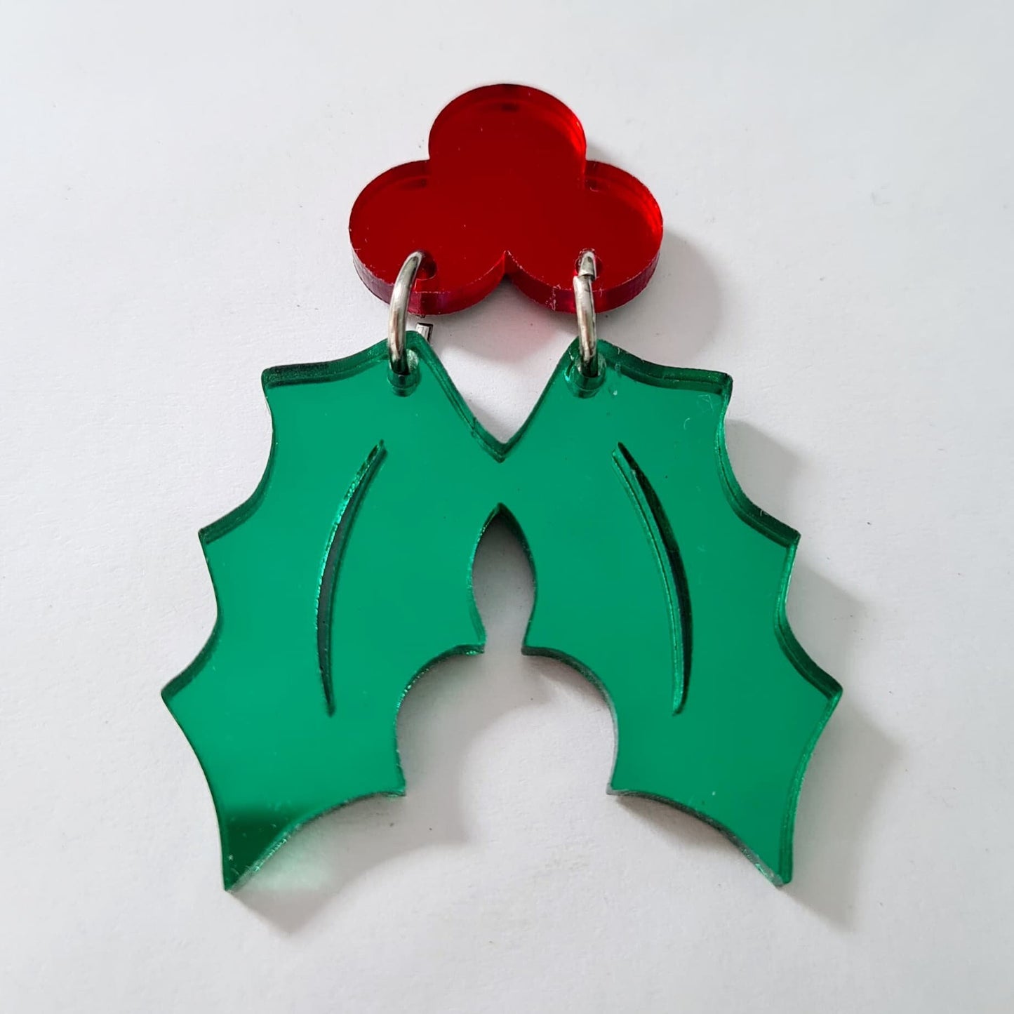 37mm RED & GREEN MIRROR Acrylic HOLLY Dangles