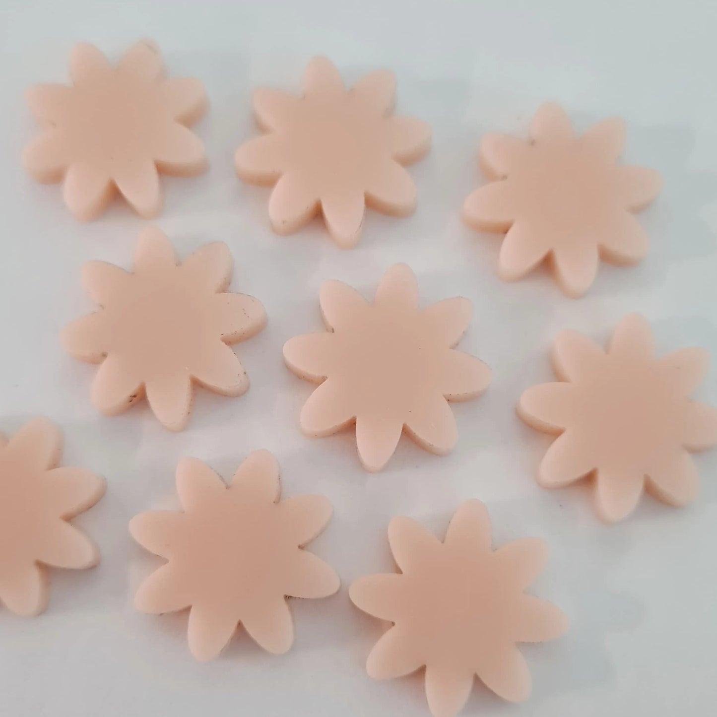 16mm PEACH Acrylic FLOWERS