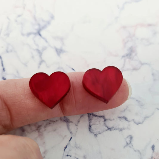 14mm DEEP RED MARBLE Acrylic HEARTS