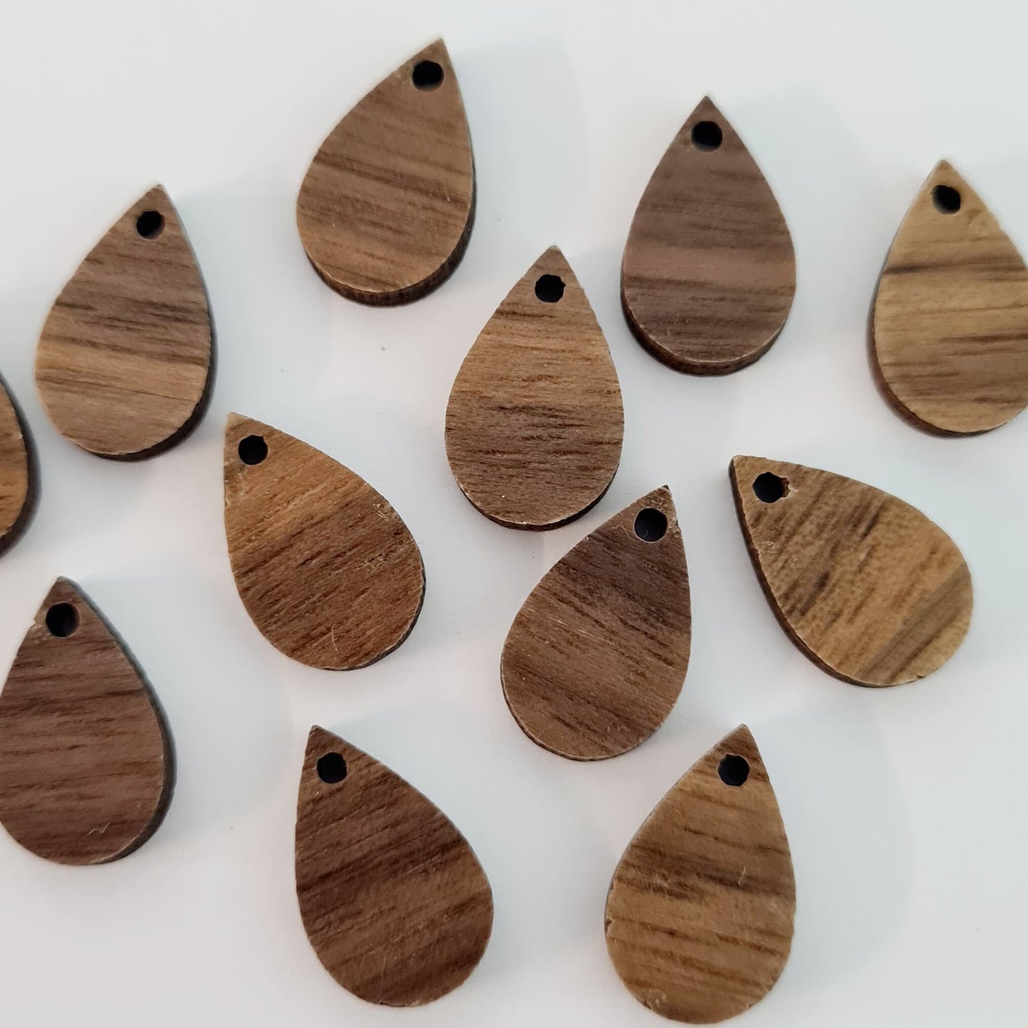 16mm WALNUT Veneer TEARDROPS