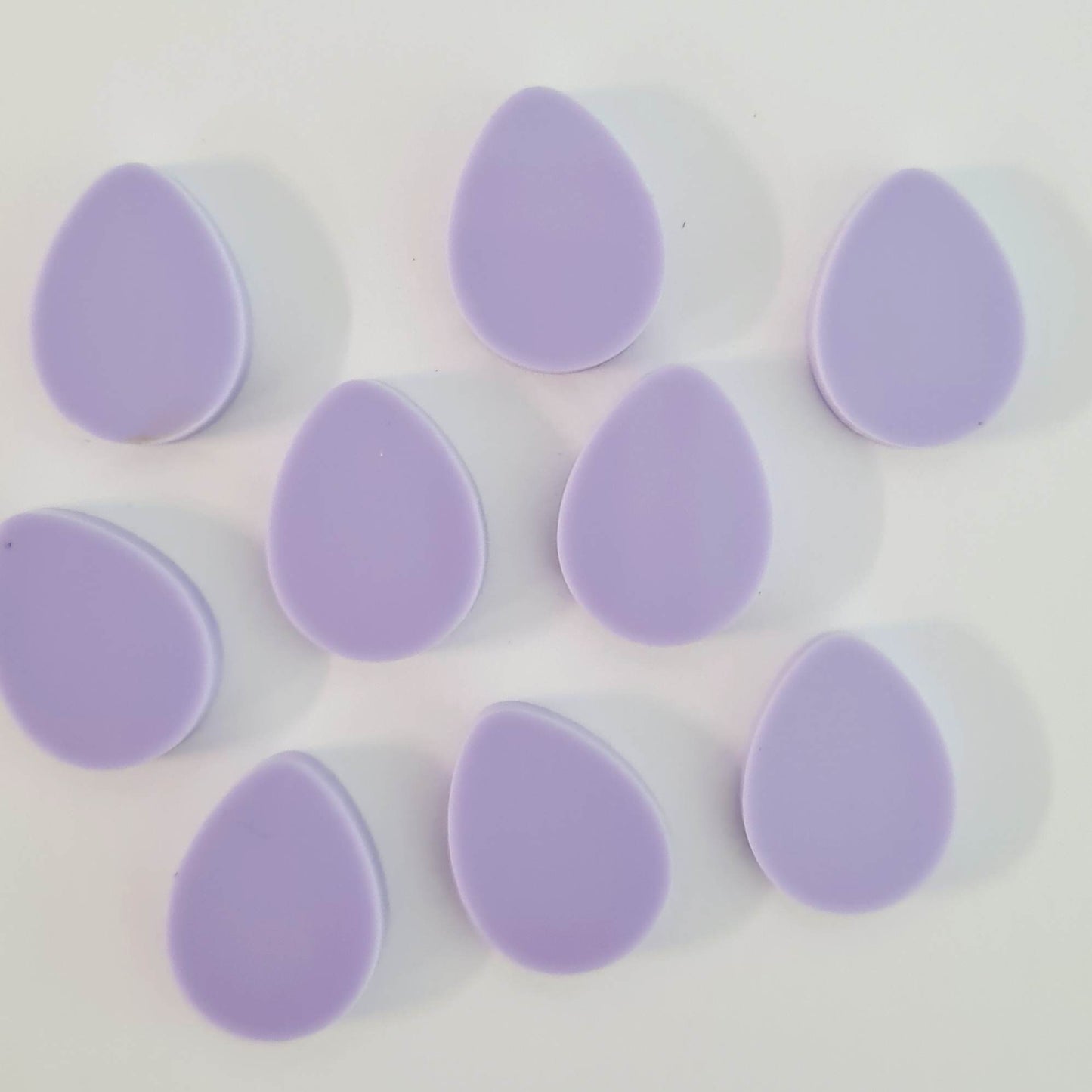 16mm PASTEL PURPLE Acrylic EGGS