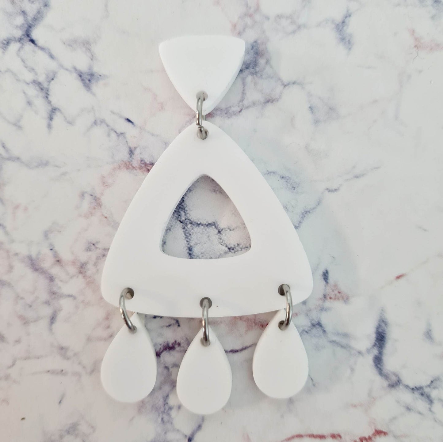 16mm WHITE Acrylic TEARDROPS