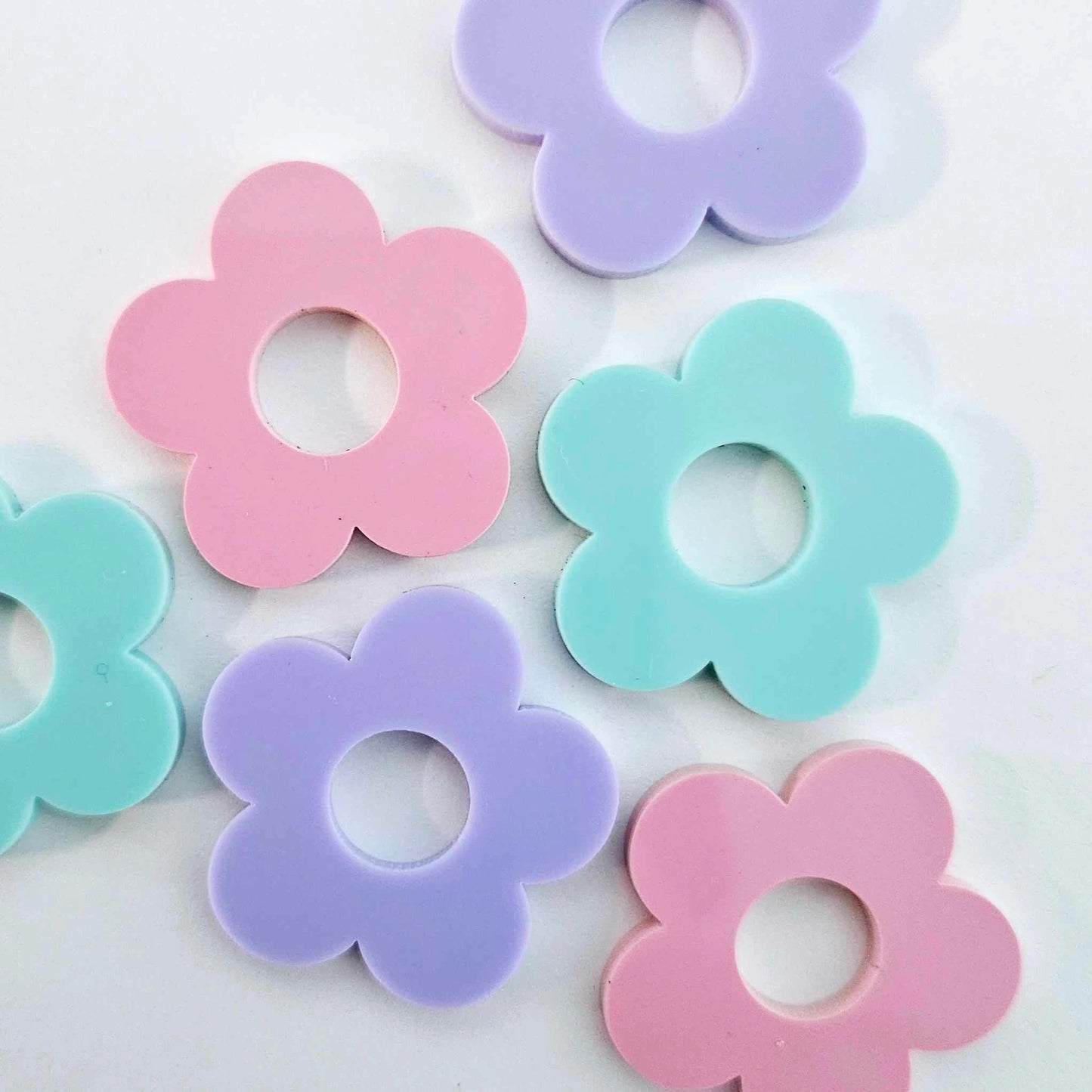 30mm PASTEL Acrylic FLOWERS MIXED PACK