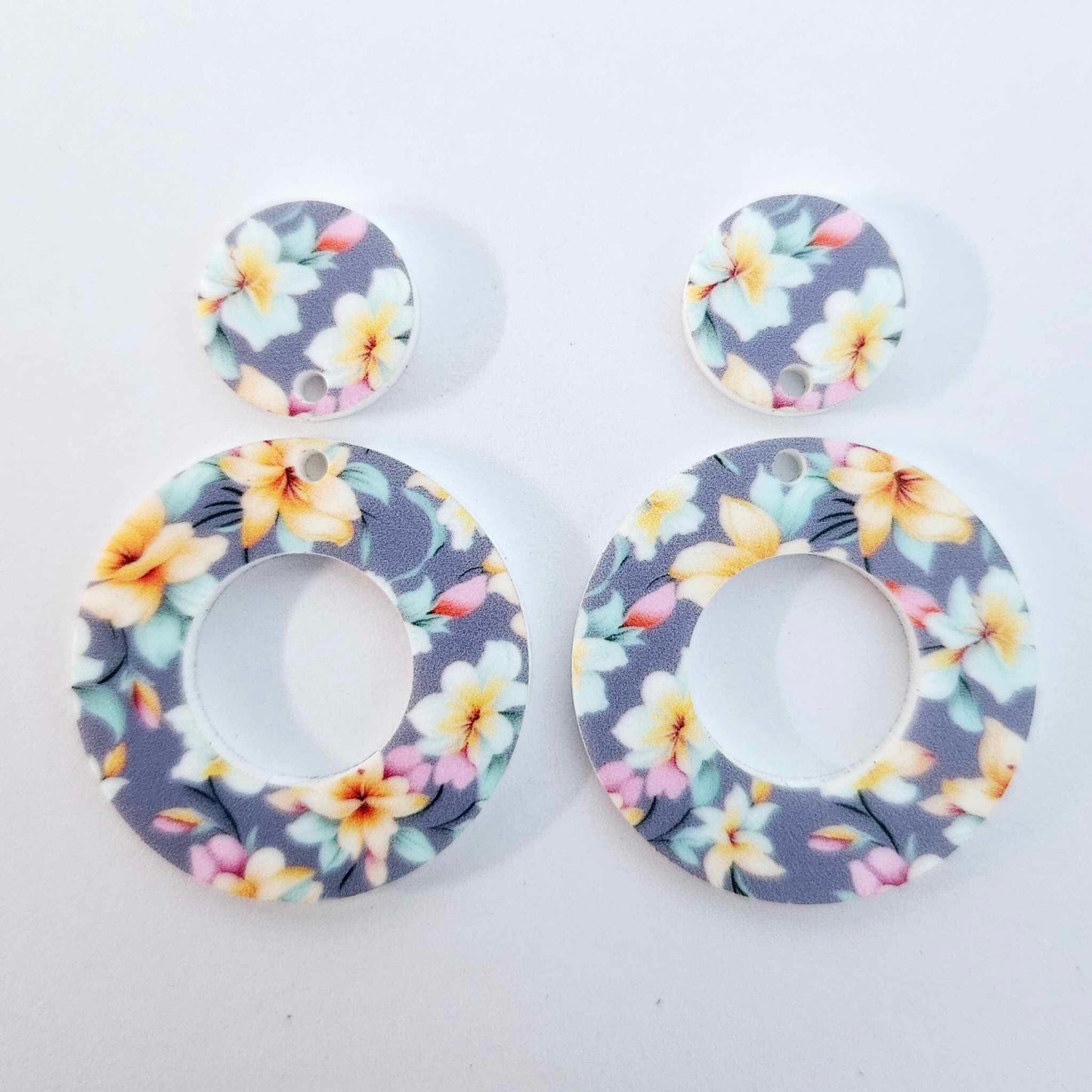 33mm HAWAII DREAM Acrylic MINI HOOPS, with toppers