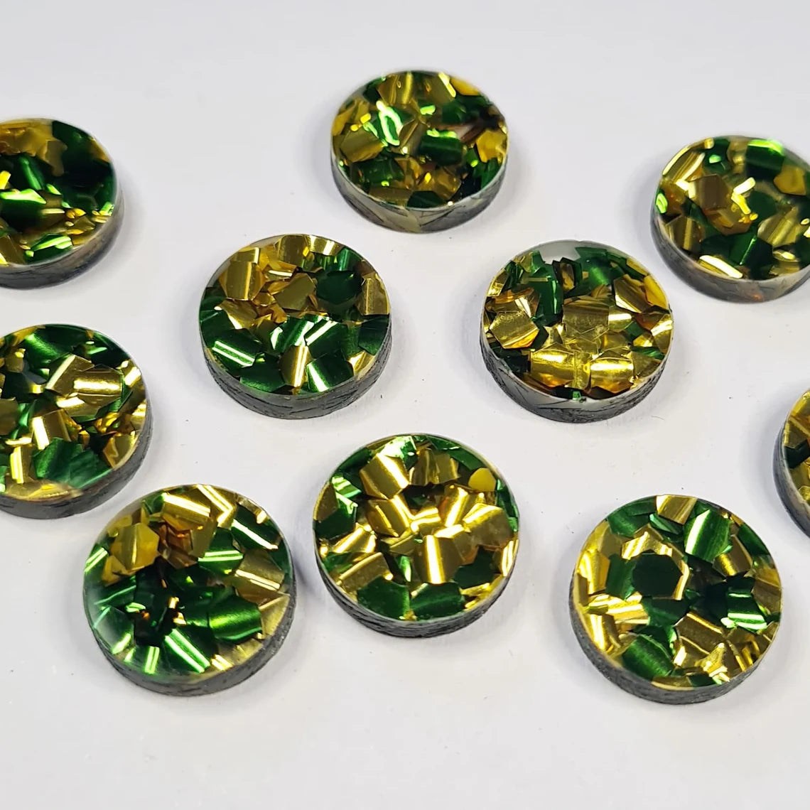 14mm CHUNKY GREEN AND GOLD GLITTER Acrylic Toppers/Studs